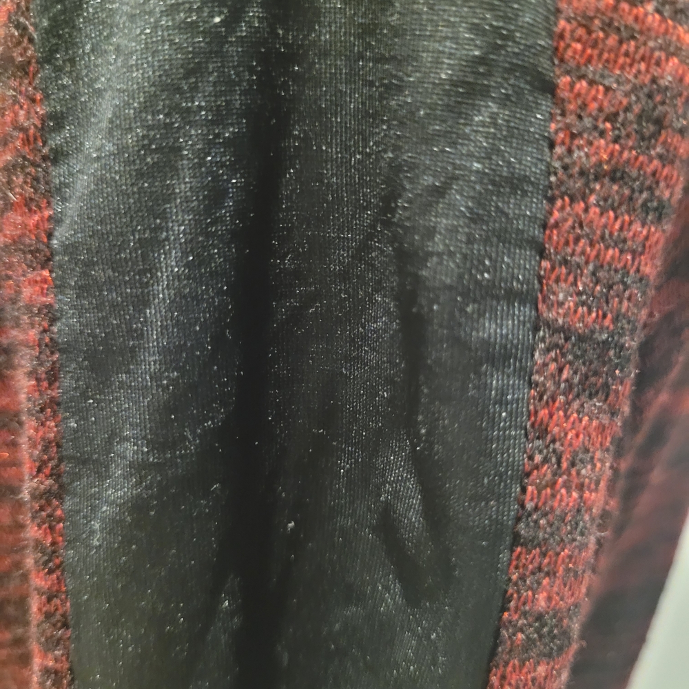 Chic Red and Black Long Sleeve Women's Top - Picture 3 of 5